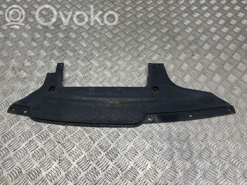 BMW 5 F10 F11 Alte piese de sub caroserie 