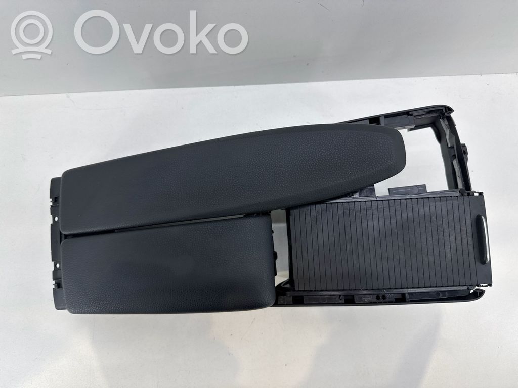 Mercedes-Benz C W204 Podłokietnik tunelu środkowego 