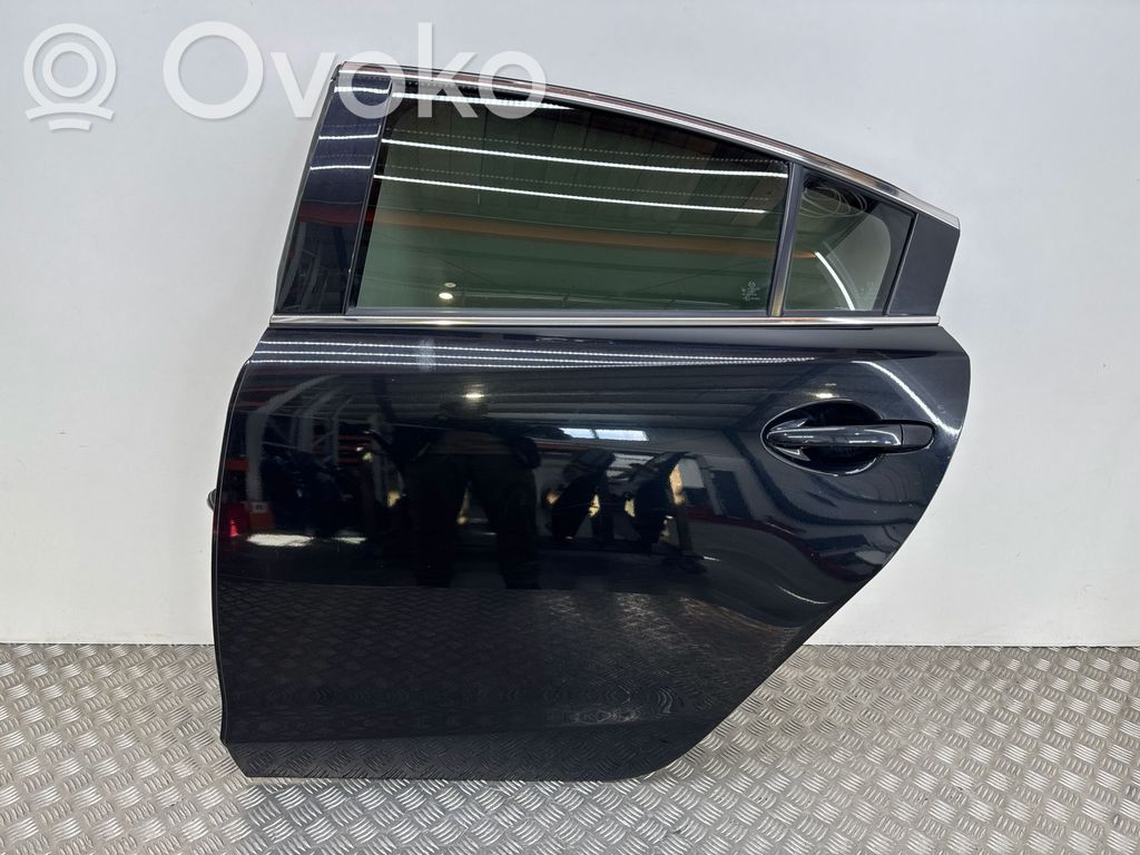 Rear door