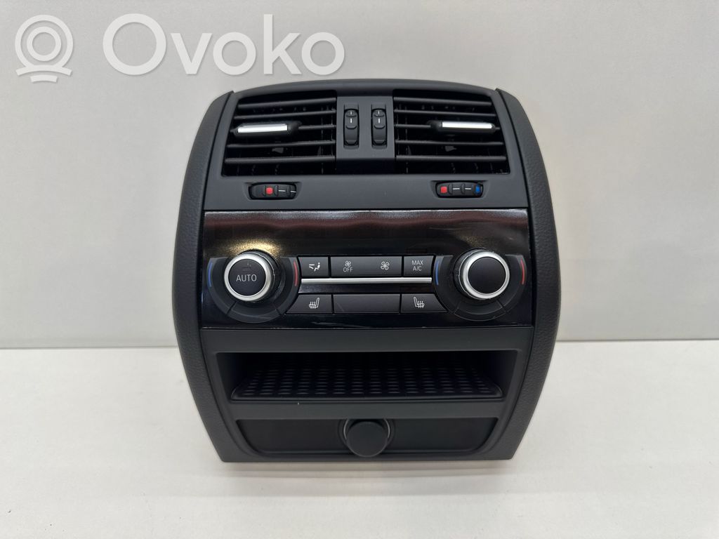 BMW 5 F10 F11 Grilă ventilație spate 