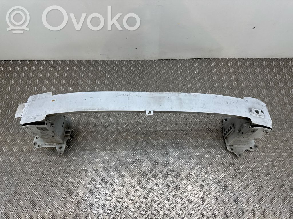 Volvo XC40 Poprzeczka zderzaka przedniego 