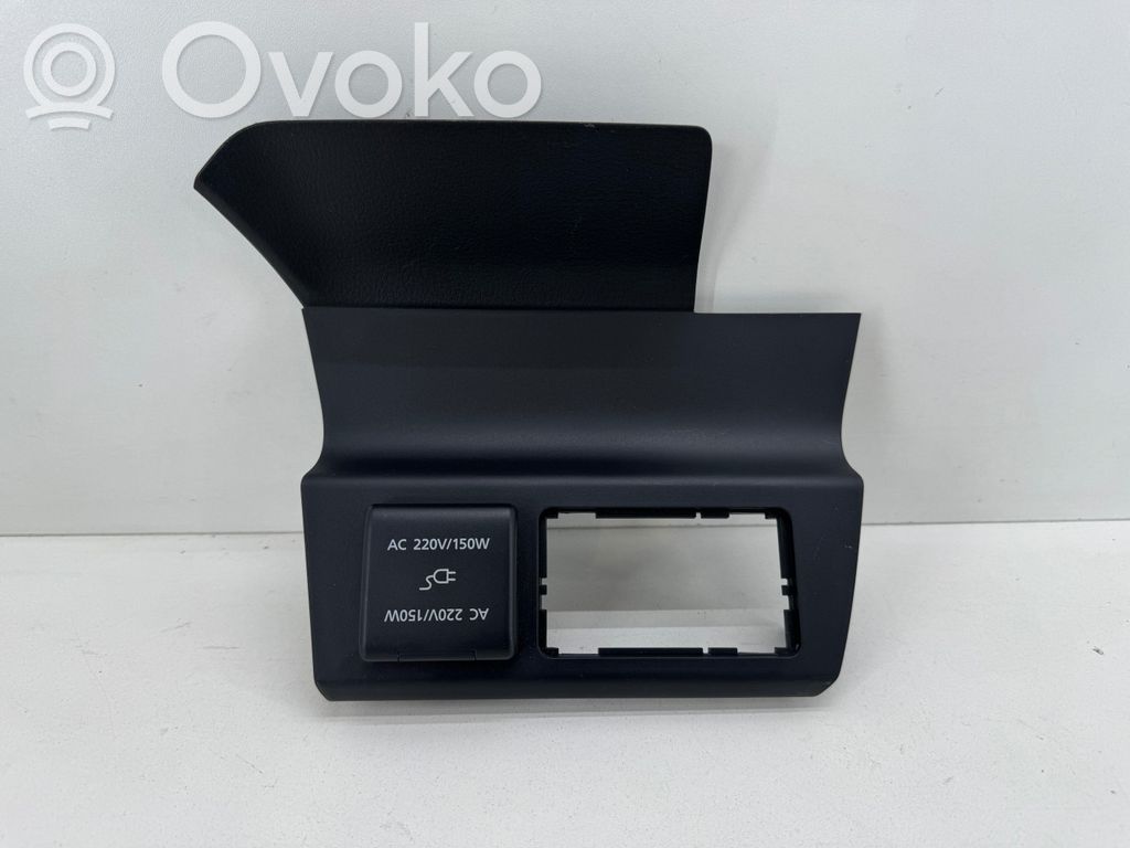 Mazda MX-30 Cigarette lighter trim front 