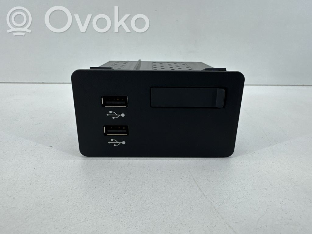 Mazda MX-30 USB-Anschluss 