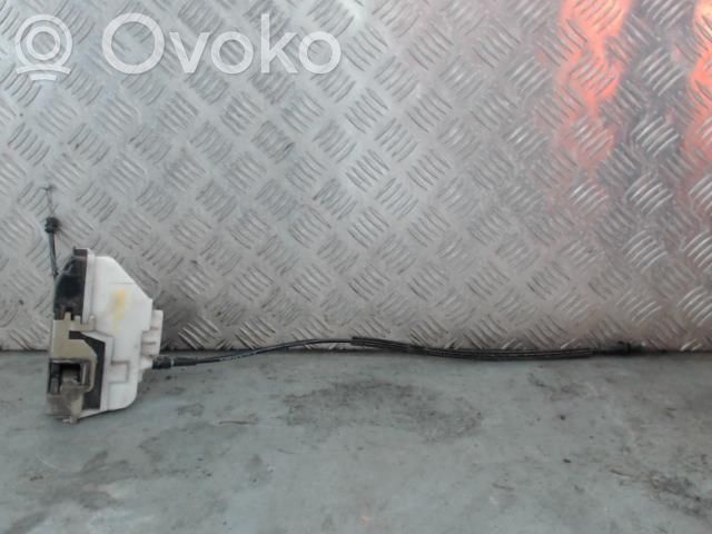 Citroen C3 Priekšpusē slēdzene 