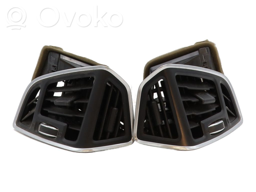 Ford Kuga II Centrinės oro grotelės 