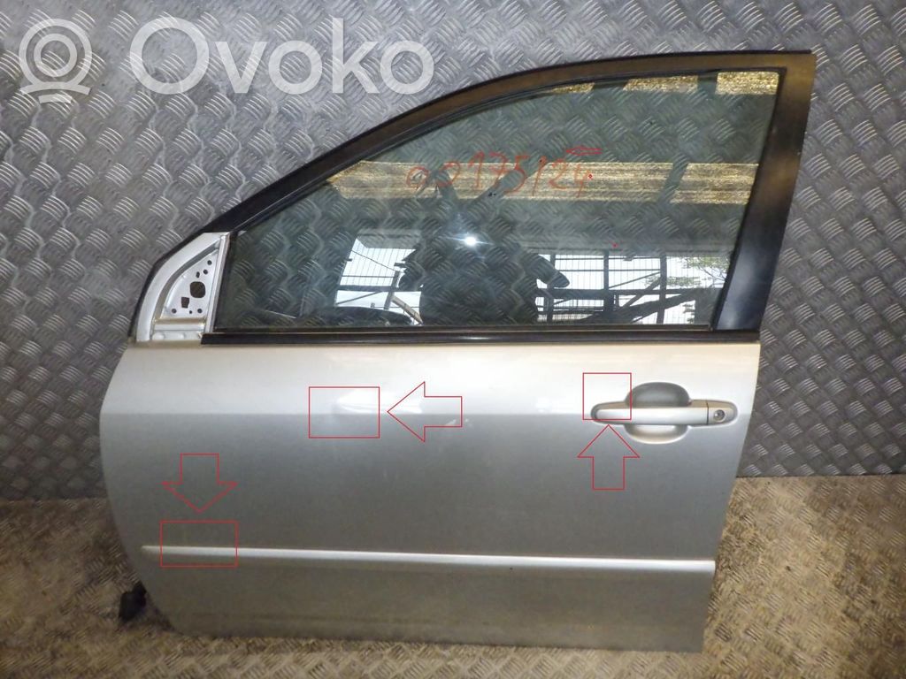 Toyota Corolla E120 E130 Durvis 