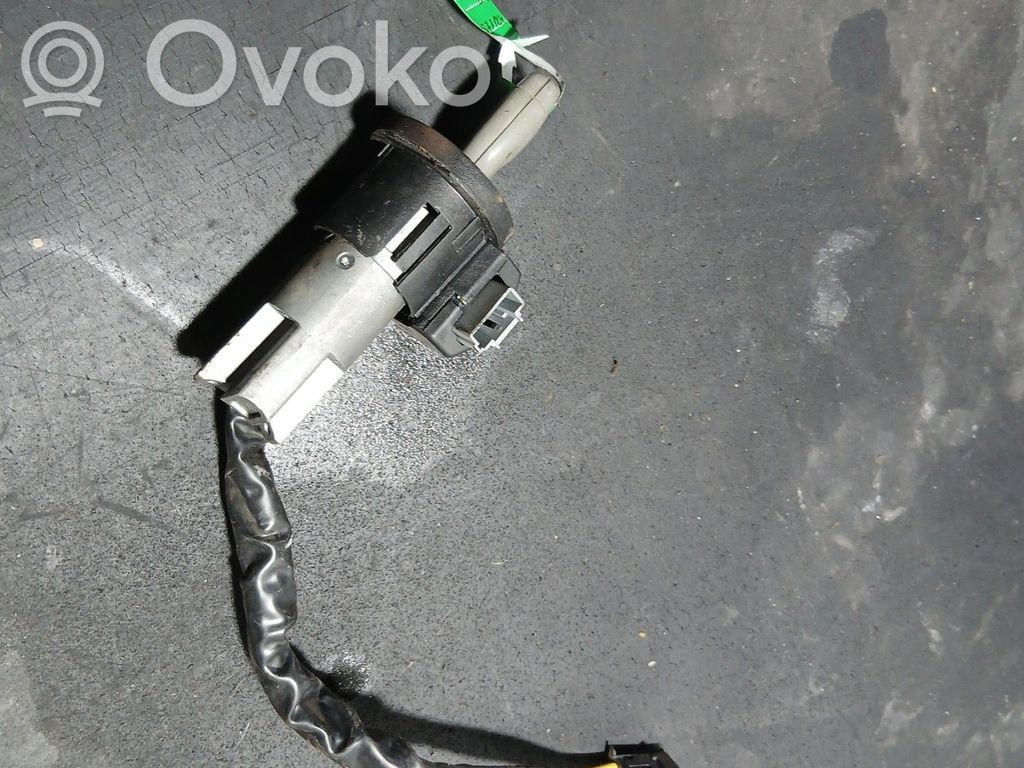 Renault Twingo I Ignition lock 