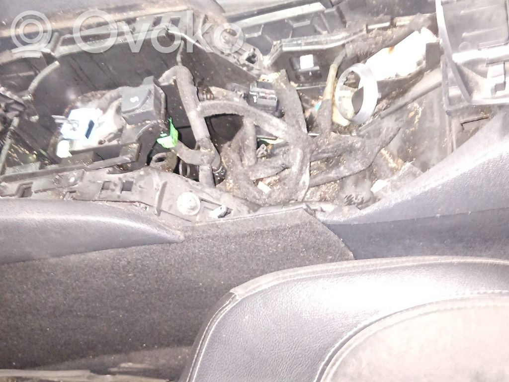 Keskikonsoli   98054330ZD