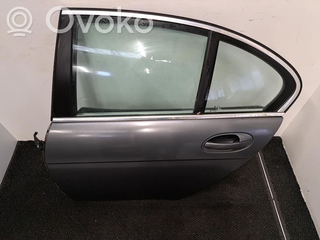 BMW 7 E65 E66 Aizmugurējās durvis 