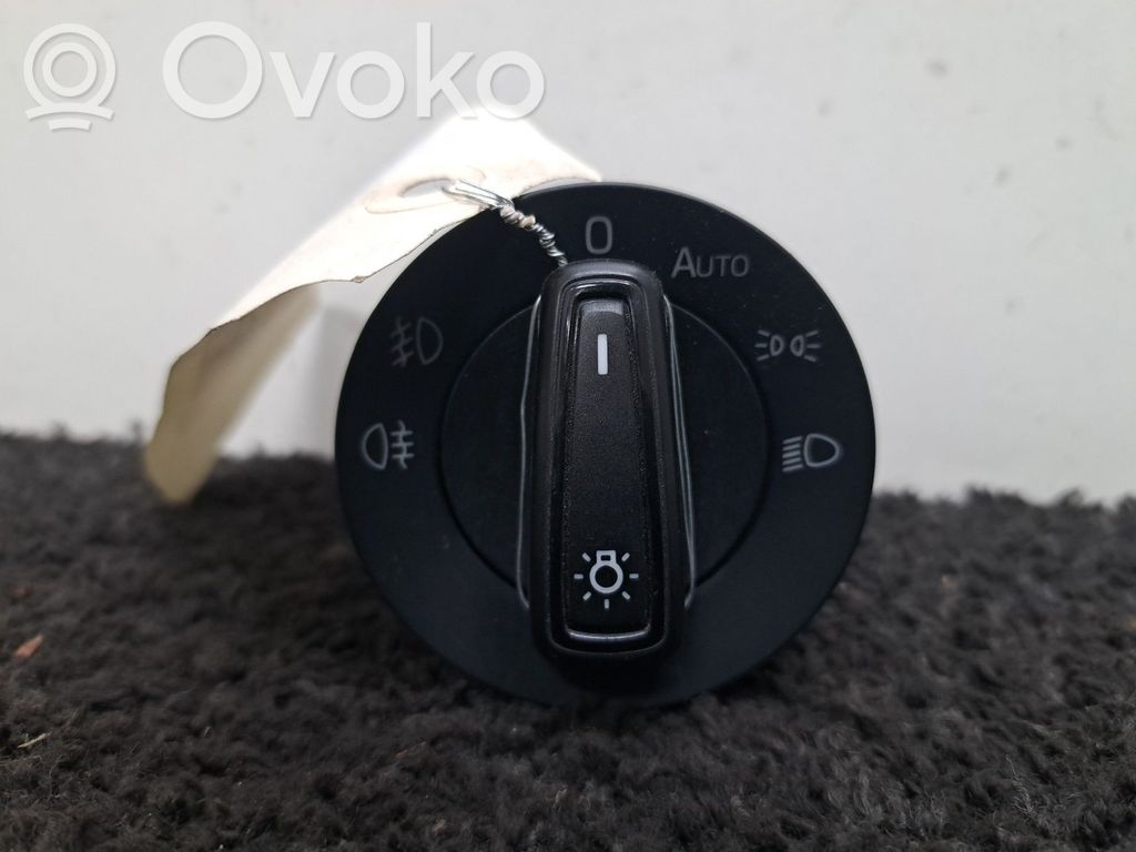 Skoda Octavia Mk3 (5E) Interruptor de luz 