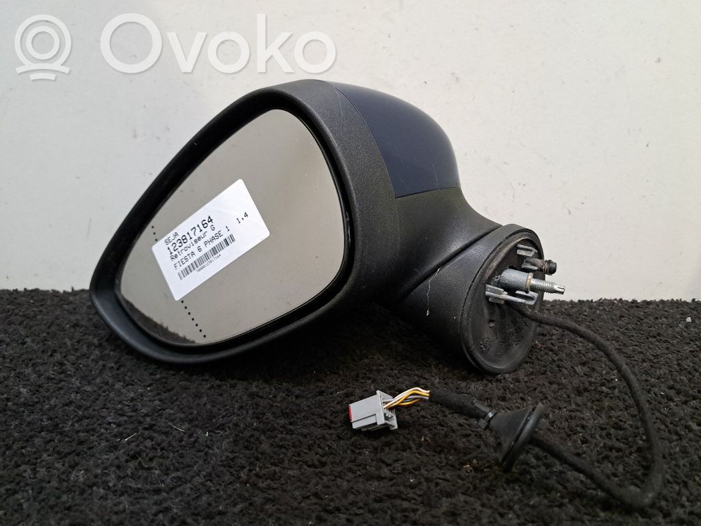 Ford Fiesta Manualne lusterko boczne drzwi przednich 
