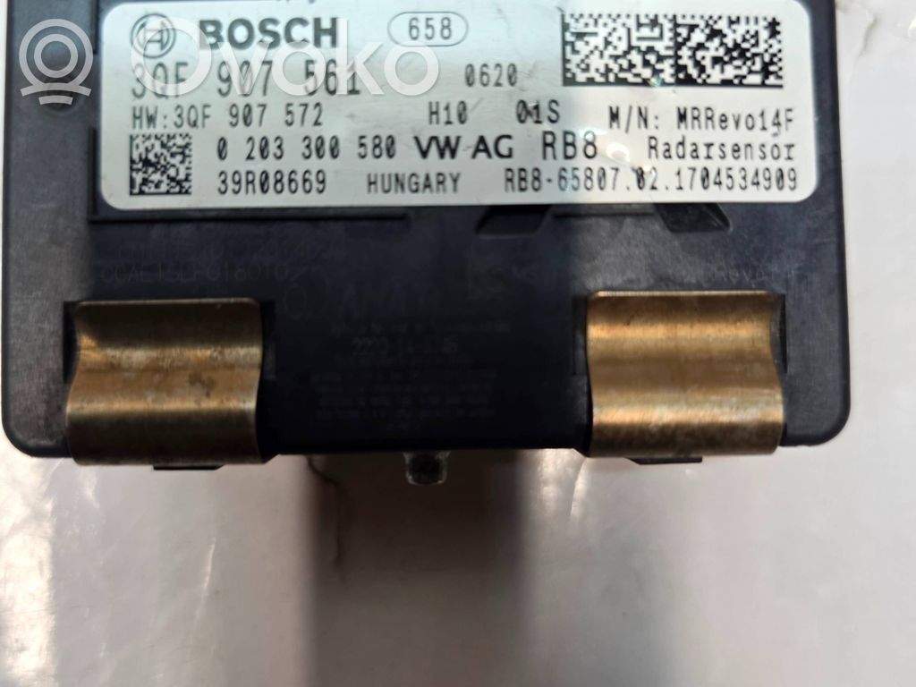 Volkswagen PASSAT B8 Distronic sensor radar 