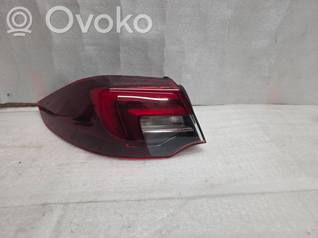 Opel Insignia B Lampa tylna 