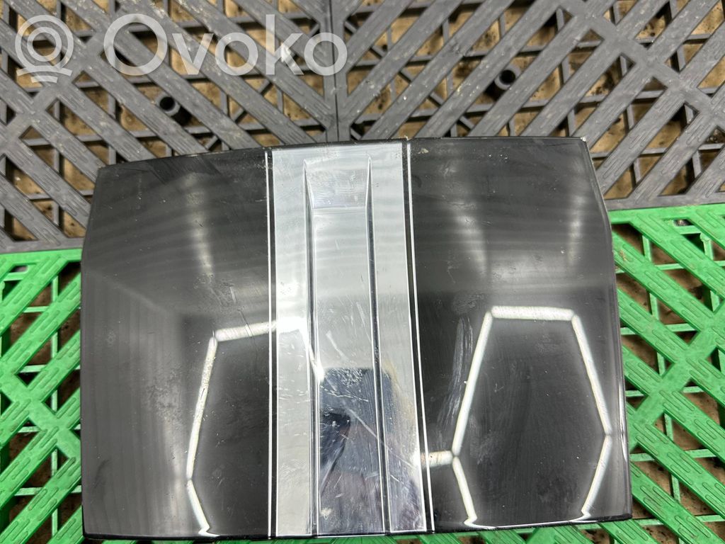 BMW X1 U11 ACC Distronic radar sensor grill/trim 