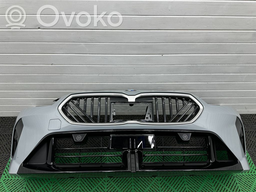 BMW 1 F70 Parachoques delantero 