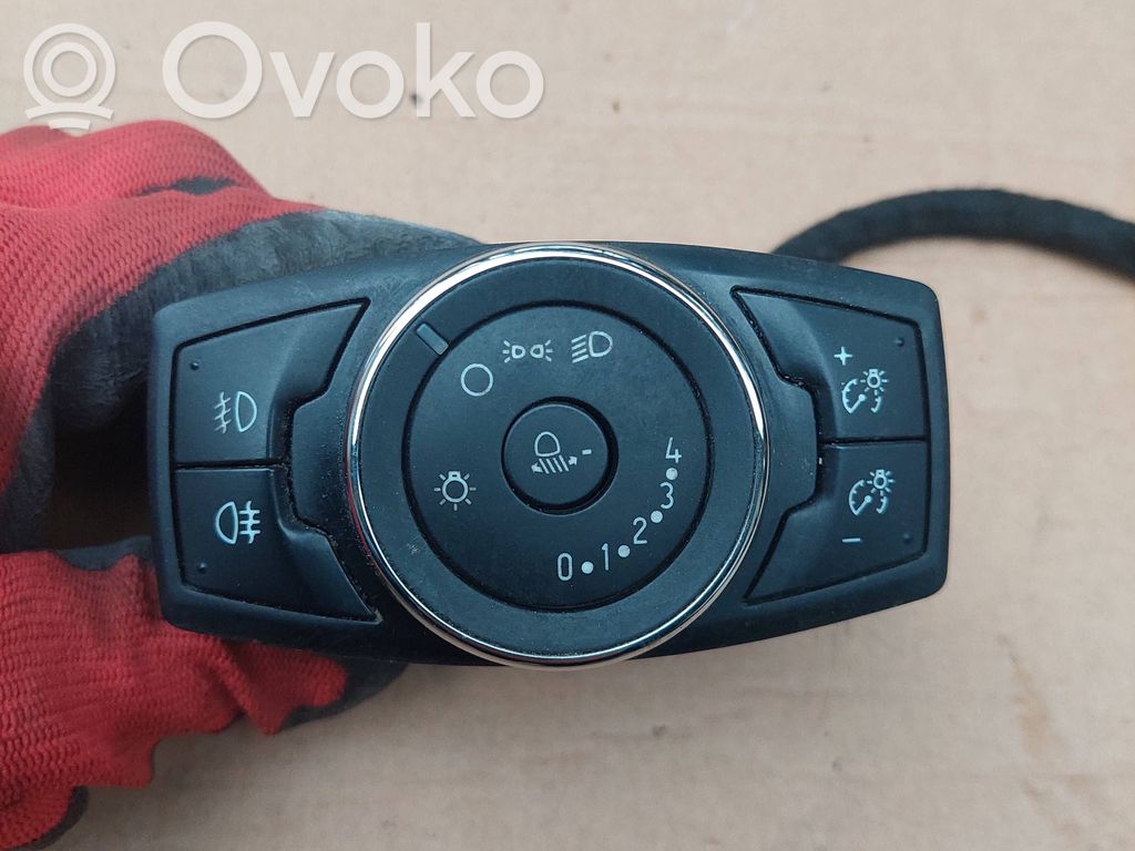 Ford Transit Courier Light switch 