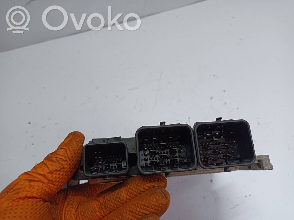 Peugeot 308 Engine control unit/module 