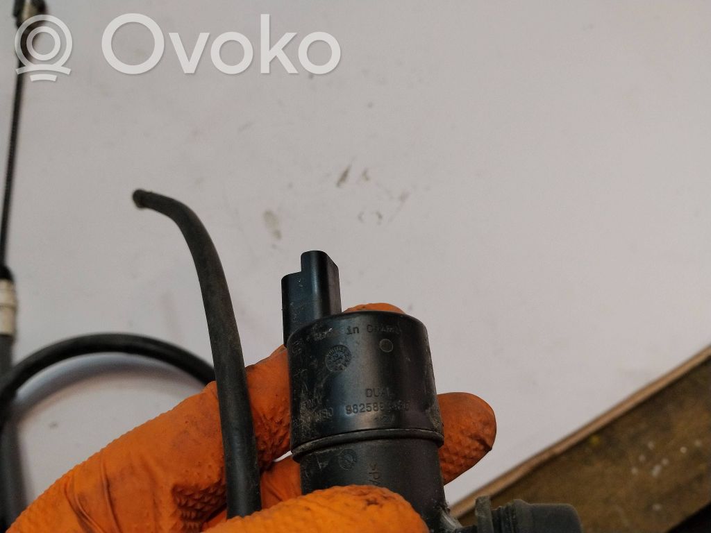 Windscreen/windshield washer pump   9825893480