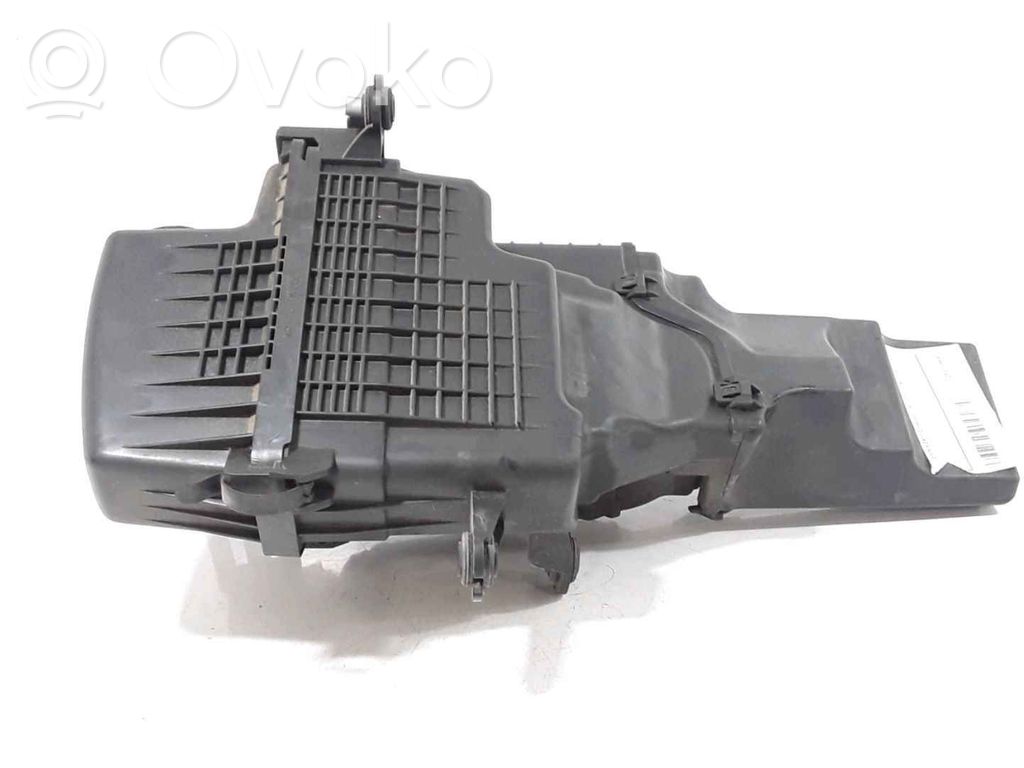 KIA Rio Air filter box 