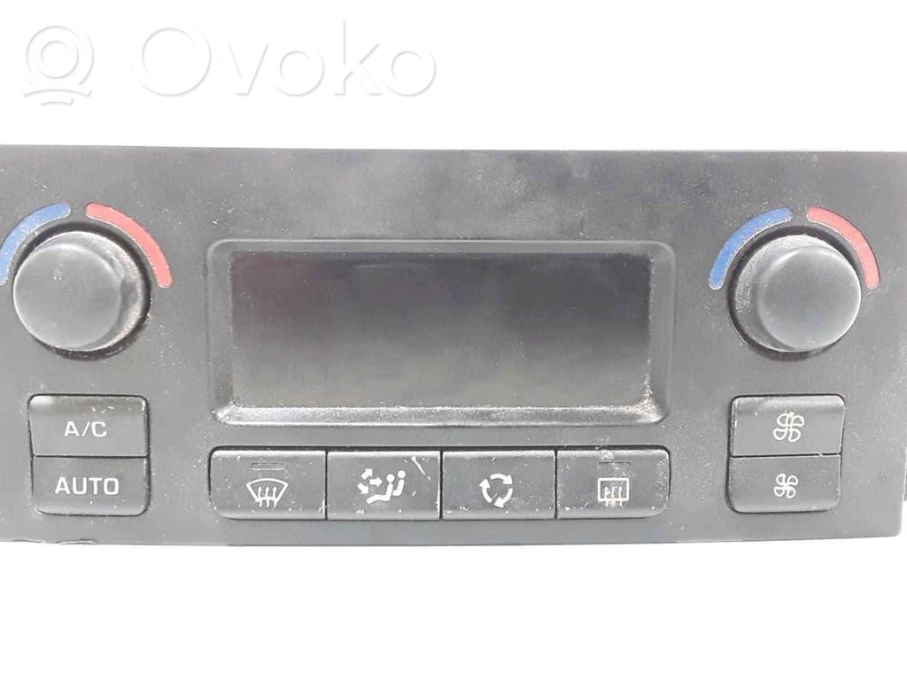 Peugeot 207 Climate control unit 