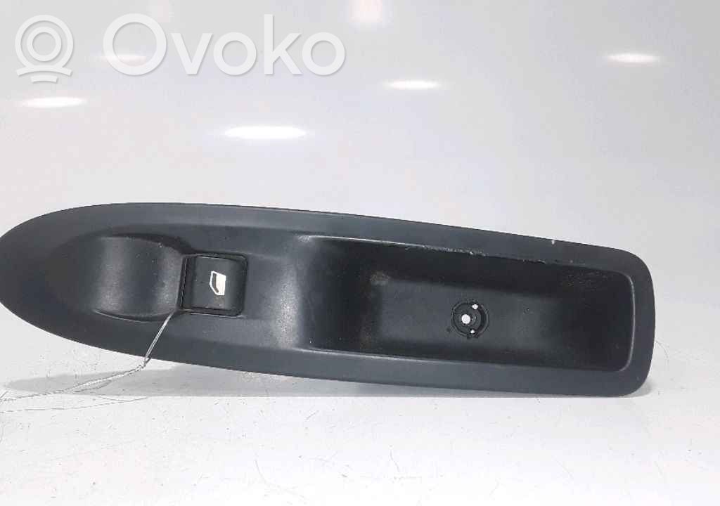 Citroen C4 II Przyciski szyb 
