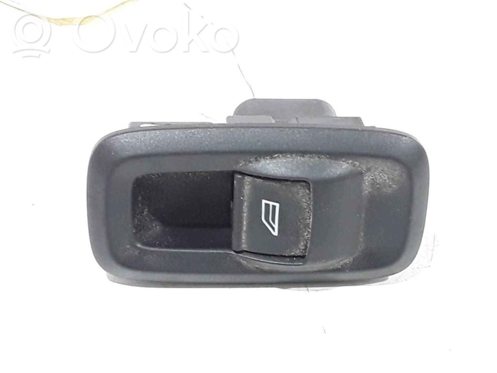 Ford Ka Electric window control switch 