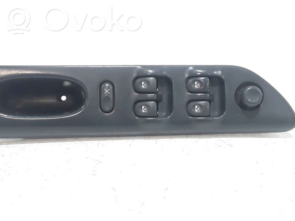 Renault Laguna I Electric window control switch 