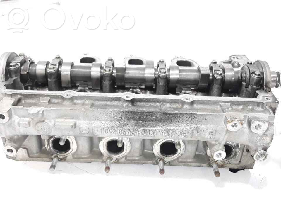 Renault Clio III Engine head 