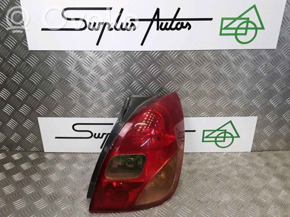 Toyota Corolla Verso E121 Lampa tylna 