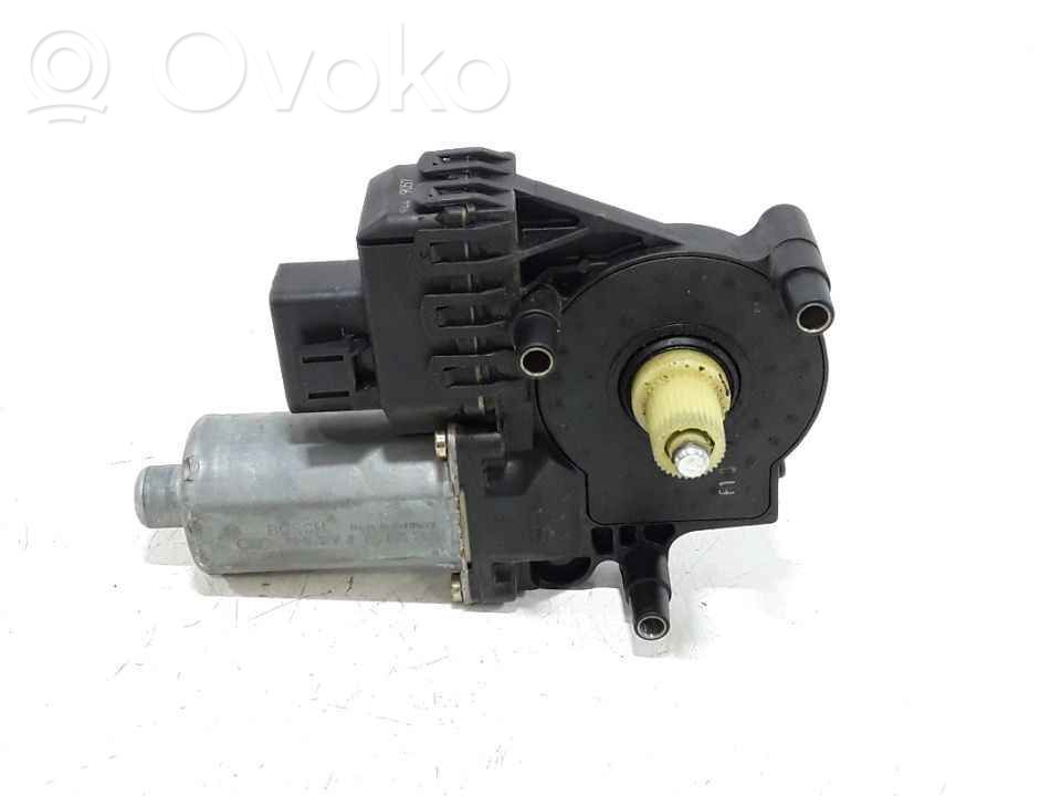 Audi A4 S4 B9 Macara geam spate manuală 
