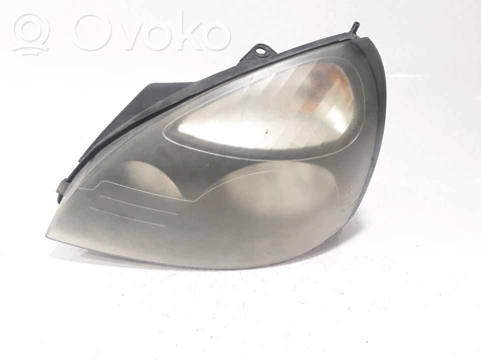 Renault Clio II Lampa przednia 