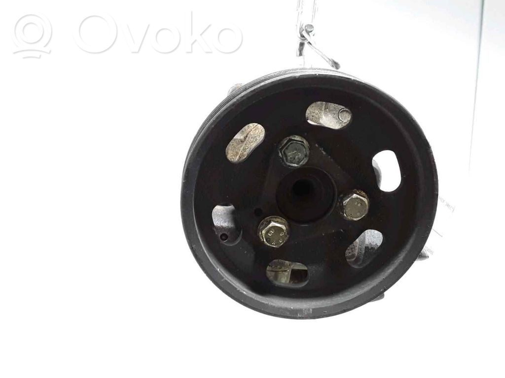 Renault Clio II Ohjaustehostimen pumppu 