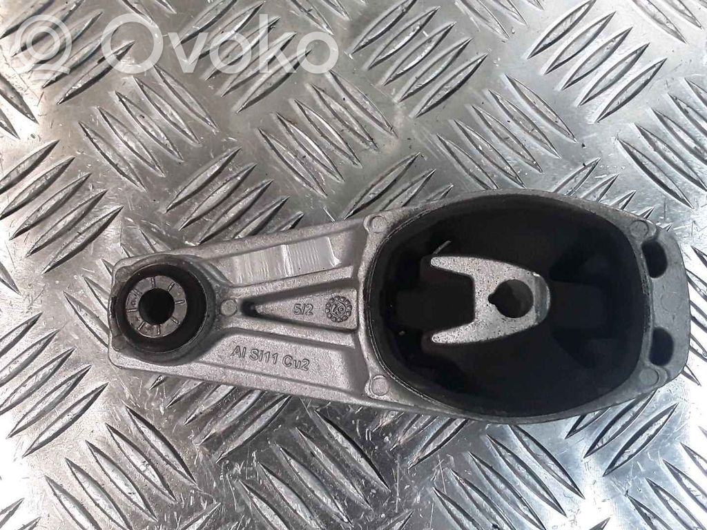 Citroen C3 Picasso Engine mount bracket 