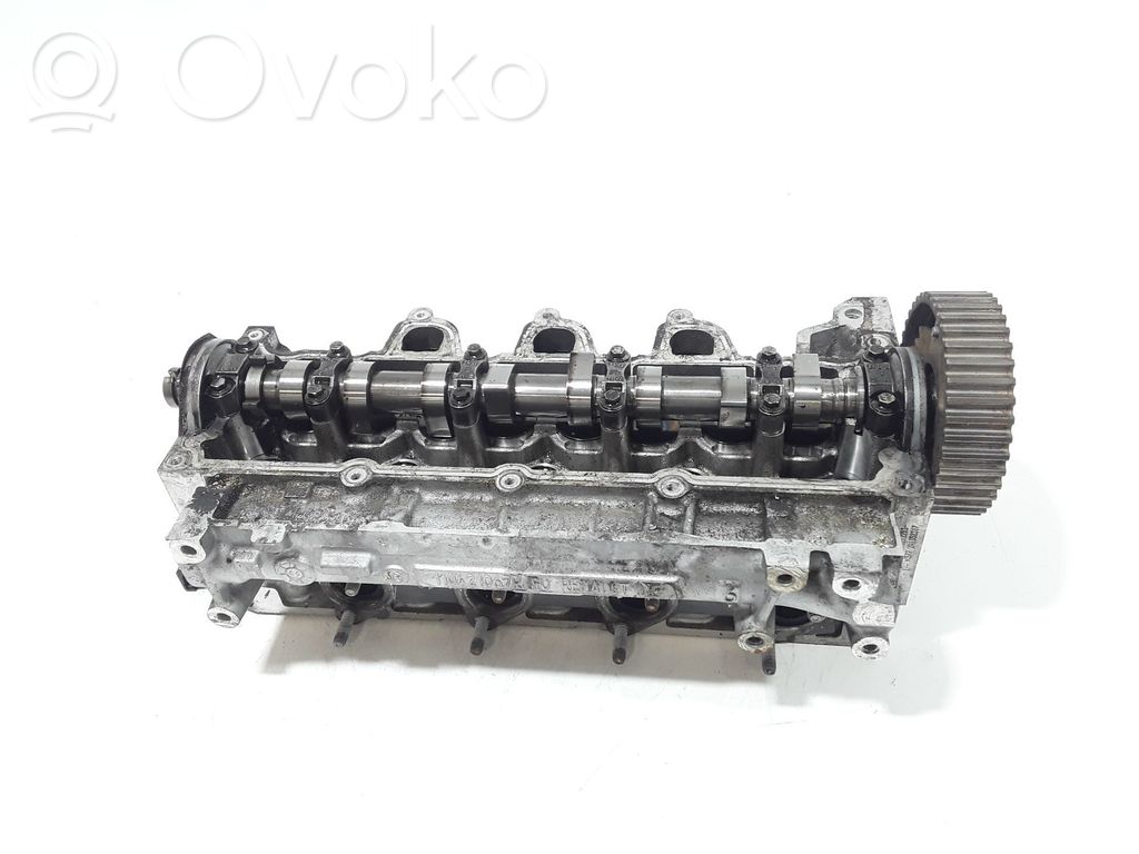 Renault Clio III Engine head 
