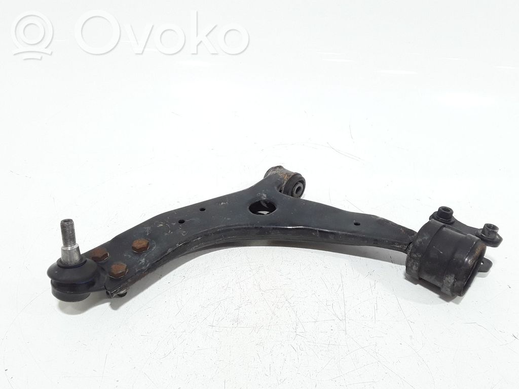 Volvo V50 Dolny wahacz przedni 
