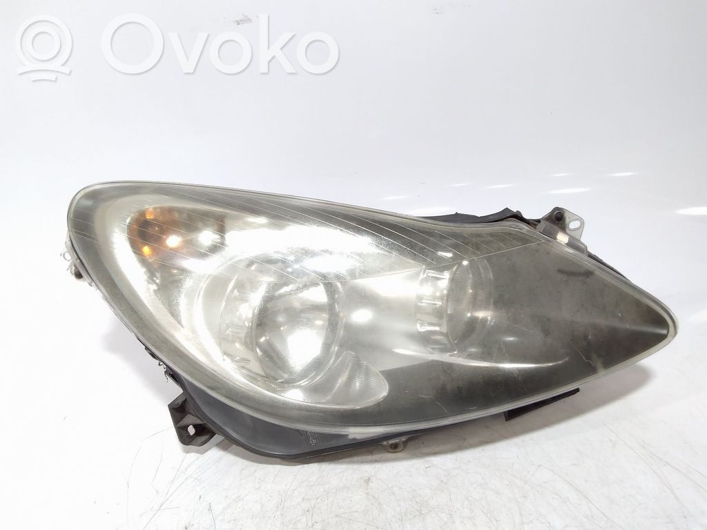 Opel Corsa A Lampa przednia 