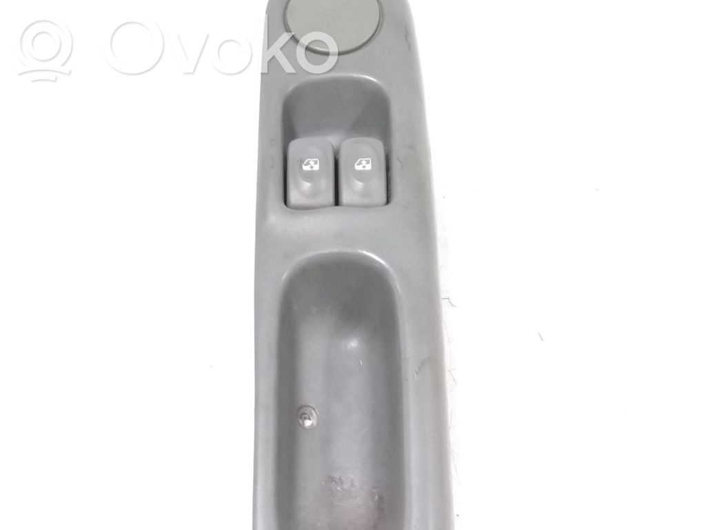 Renault 20 Electric window control switch 