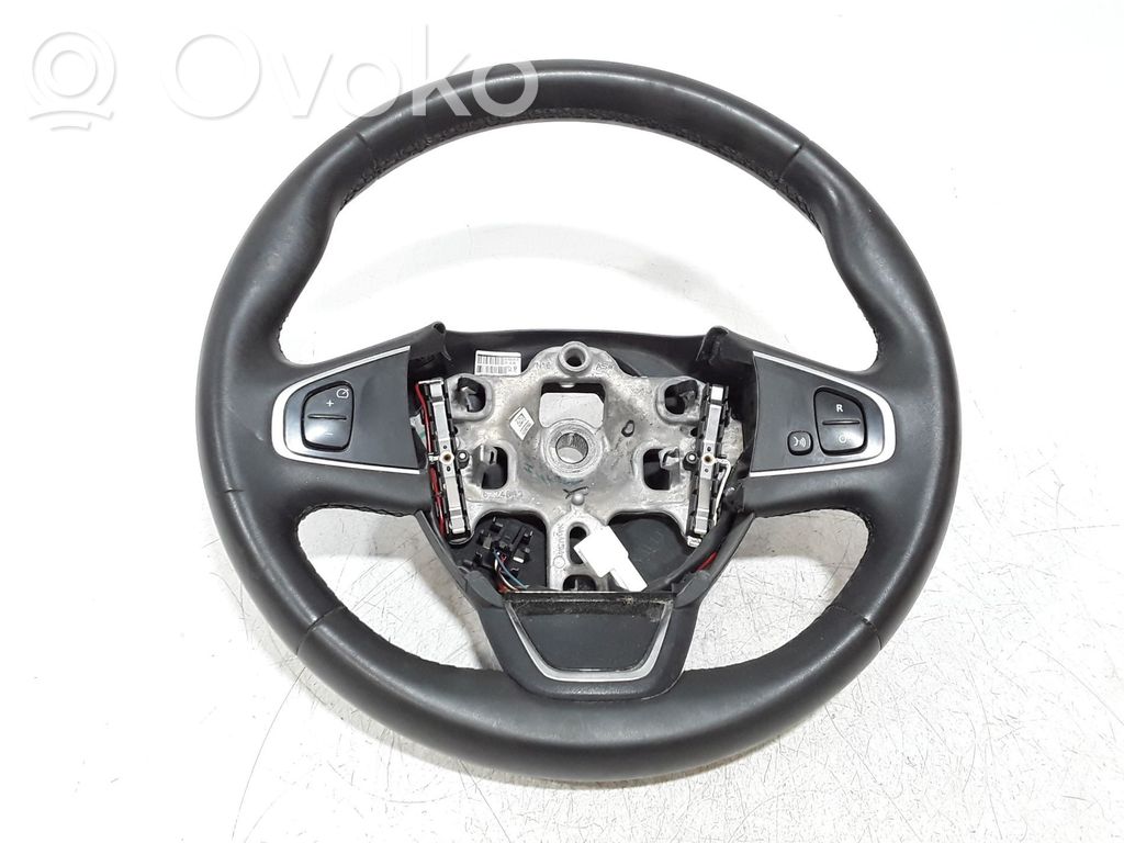 Renault Clio IV Volant 