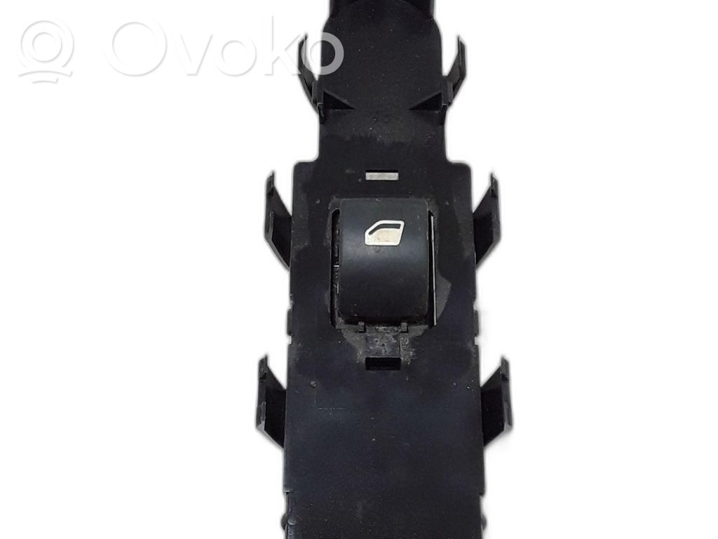 Citroen C3 Picasso Electric window control switch 