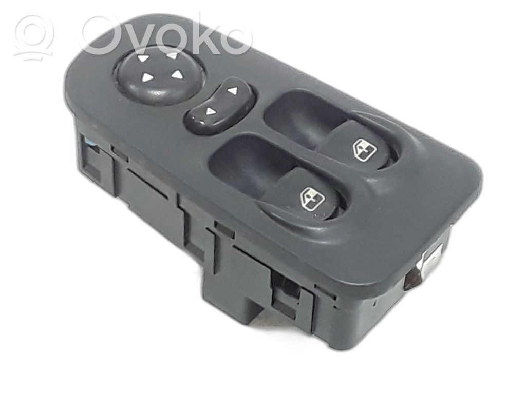 Lancia Ypsilon Electric window control switch 