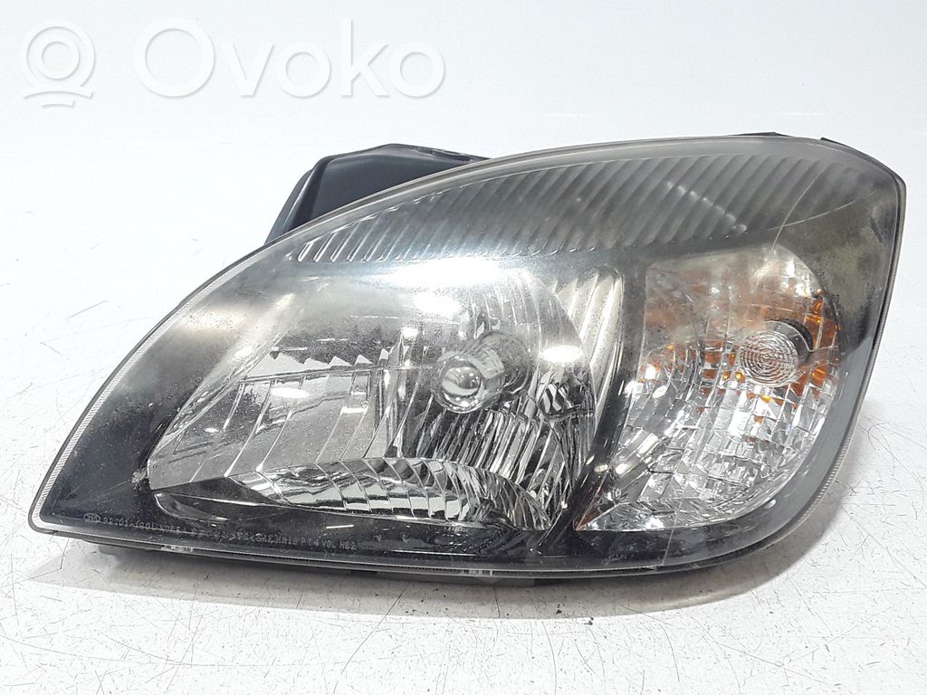 KIA Rio Scheinwerfer 