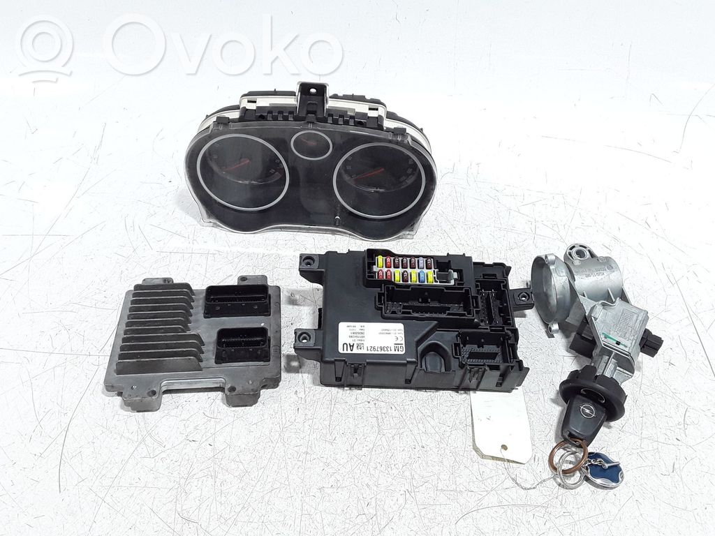 Opel Corsa A Kit centralina motore ECU e serratura 