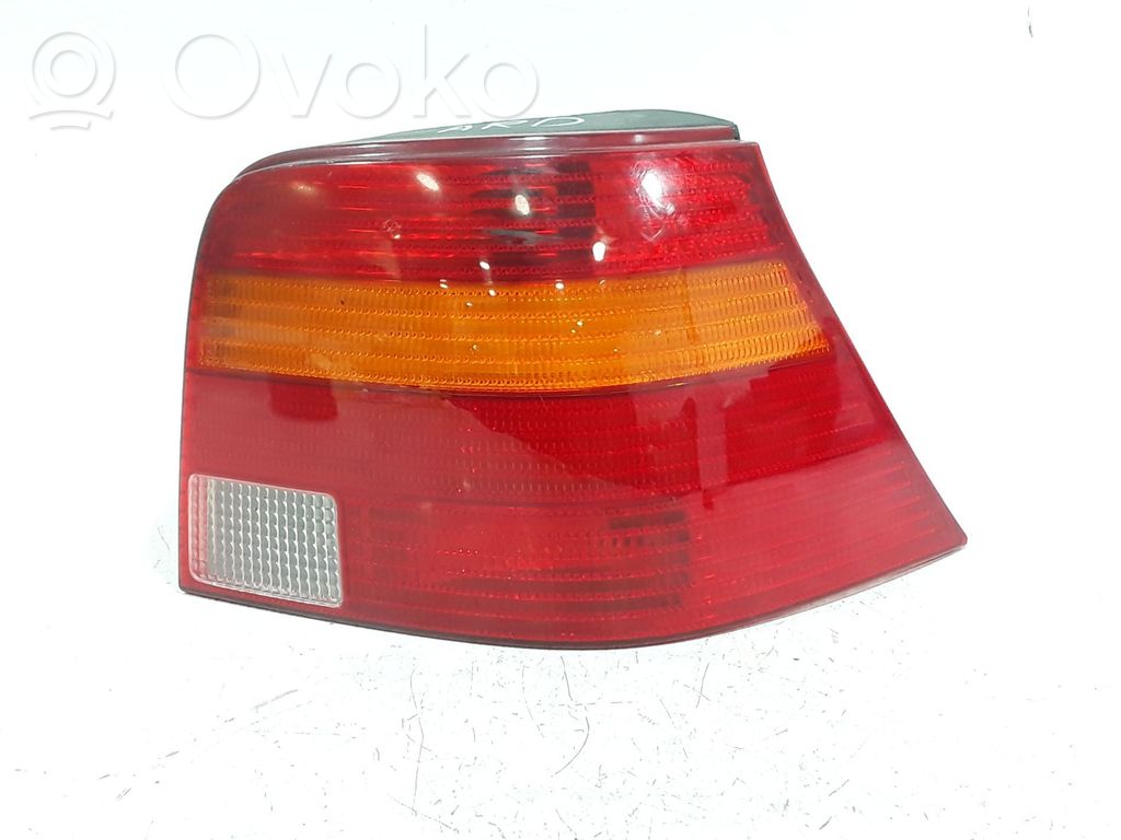 Volkswagen Golf IV Lampa tylna 