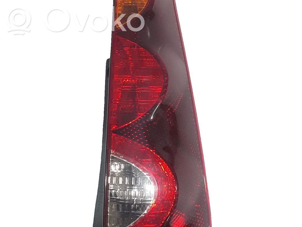 Nissan Note (E11) Lampă spate în caroserie 
