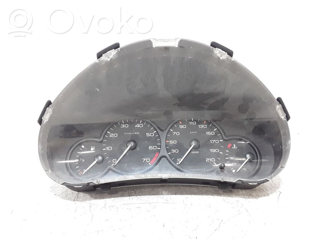 Peugeot 206 Compteur de vitesse tableau de bord 