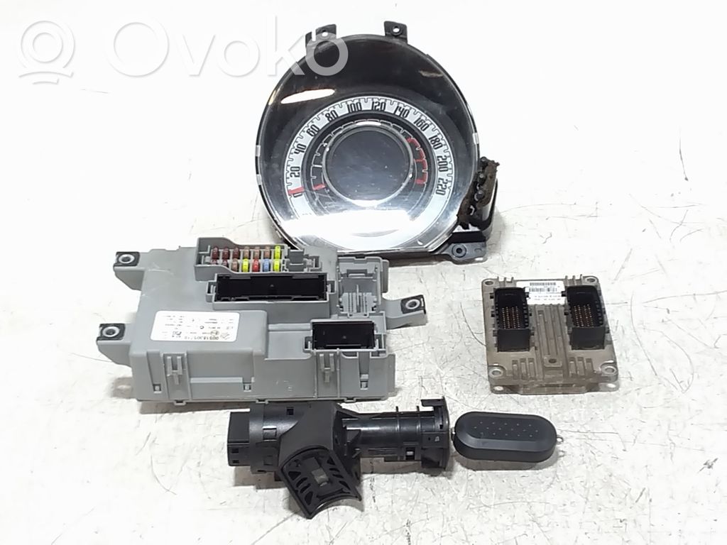 Fiat 500 Juego de cerradura y set ECU del motor