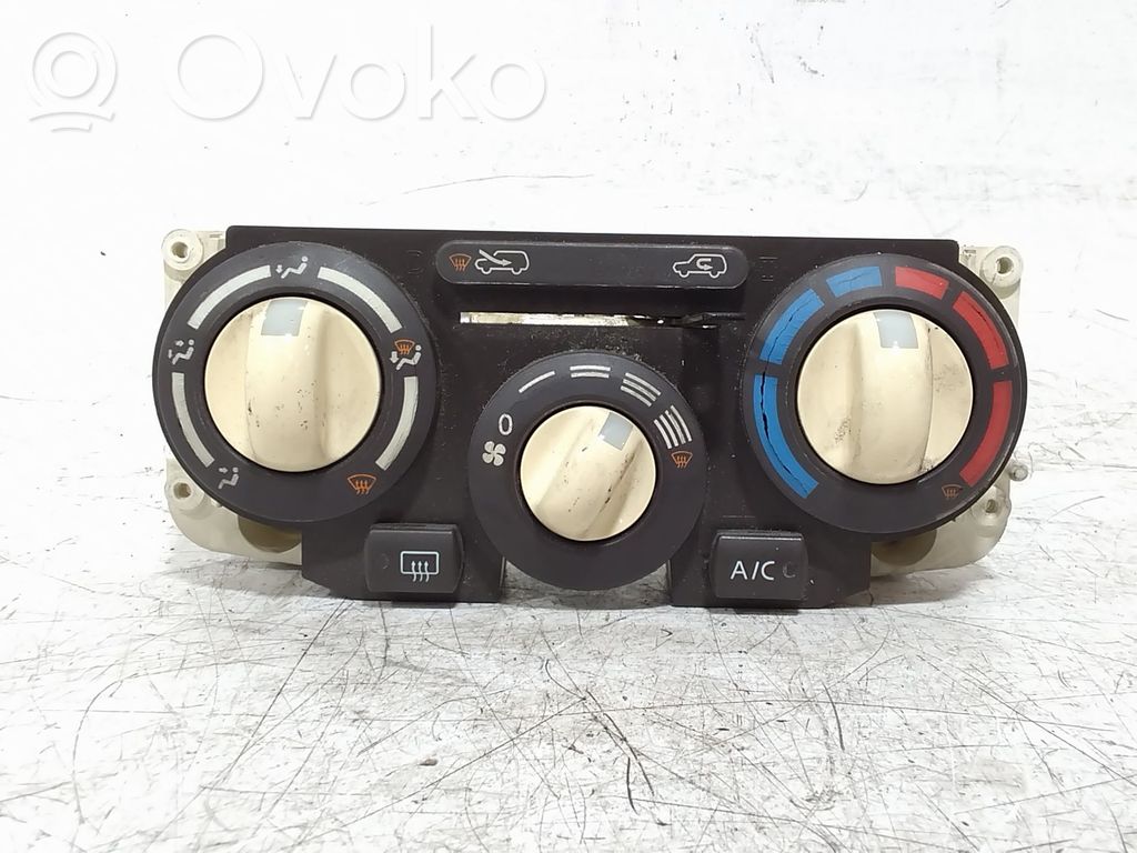 Nissan Micra Climate control unit