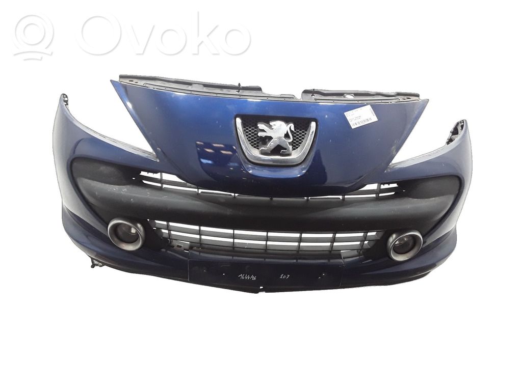 Peugeot 207 Parachoques delantero
