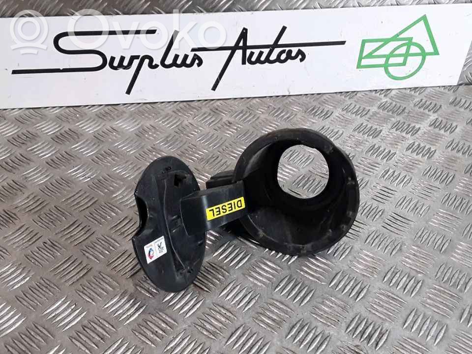 Peugeot 3008 I Fuel tank cap 