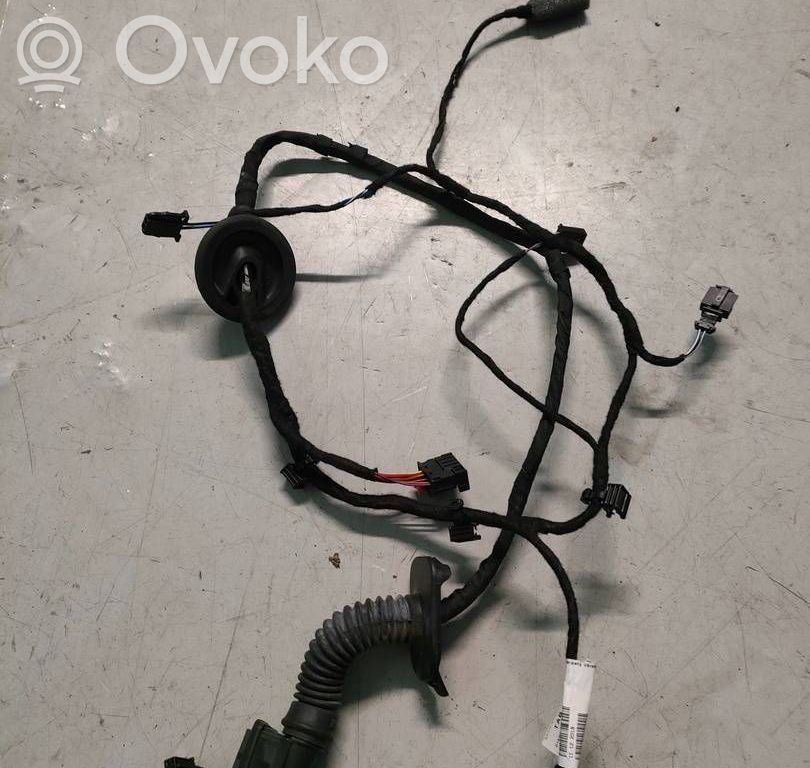 Skoda Scala Cableado de puerta trasera 